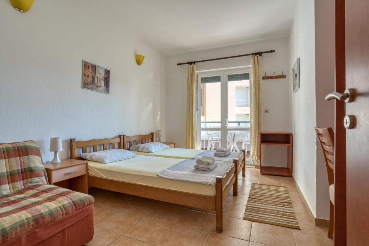 Apartmani Orhideja Petrovac Bagian luar foto