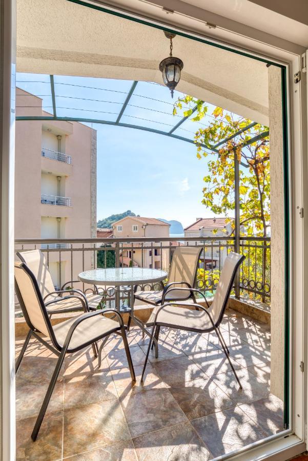 Apartmani Orhideja Petrovac Bagian luar foto